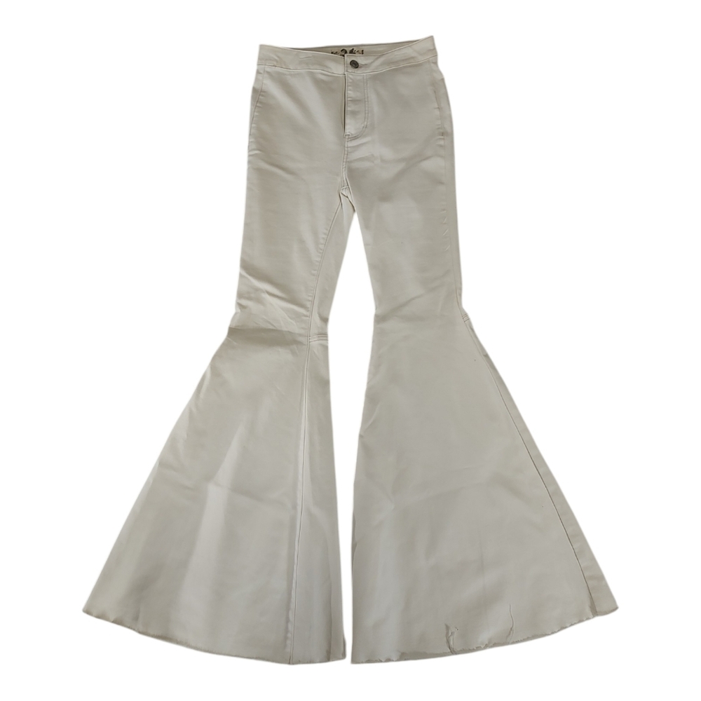 We the Free Just Float On Cream White Flare Jeans 26 Raw Hem